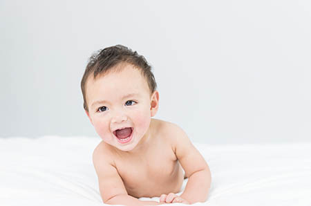 宝宝1岁1个月吃多少奶粉好