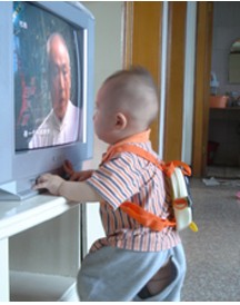 婴儿看电视妨碍学说话