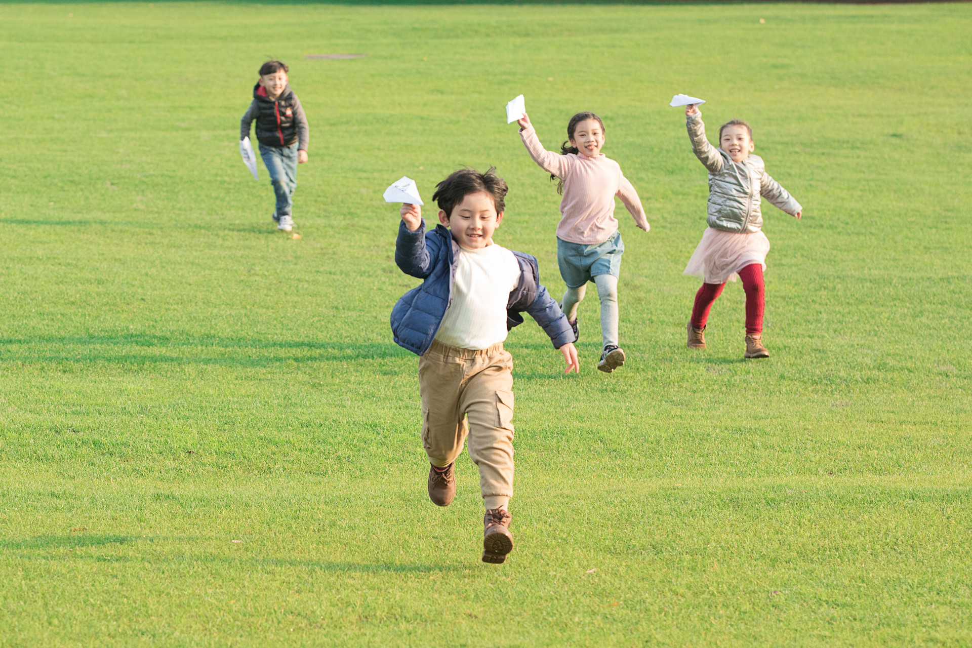 小孩身高偏矮是什么原因 除了先天因素还受环境因素影响